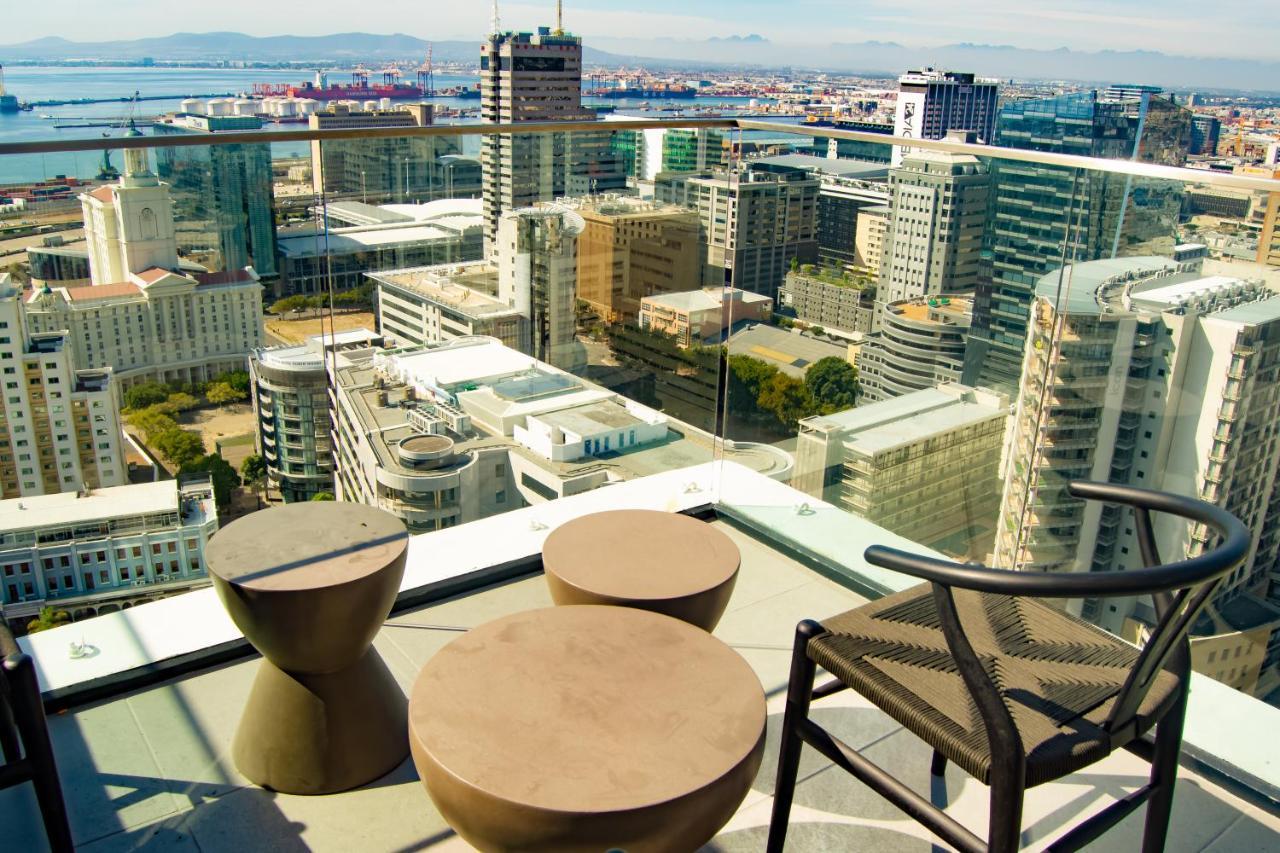 16 On Bree Luxury Studio Apartment With City Mountain Views 开普敦 外观 照片